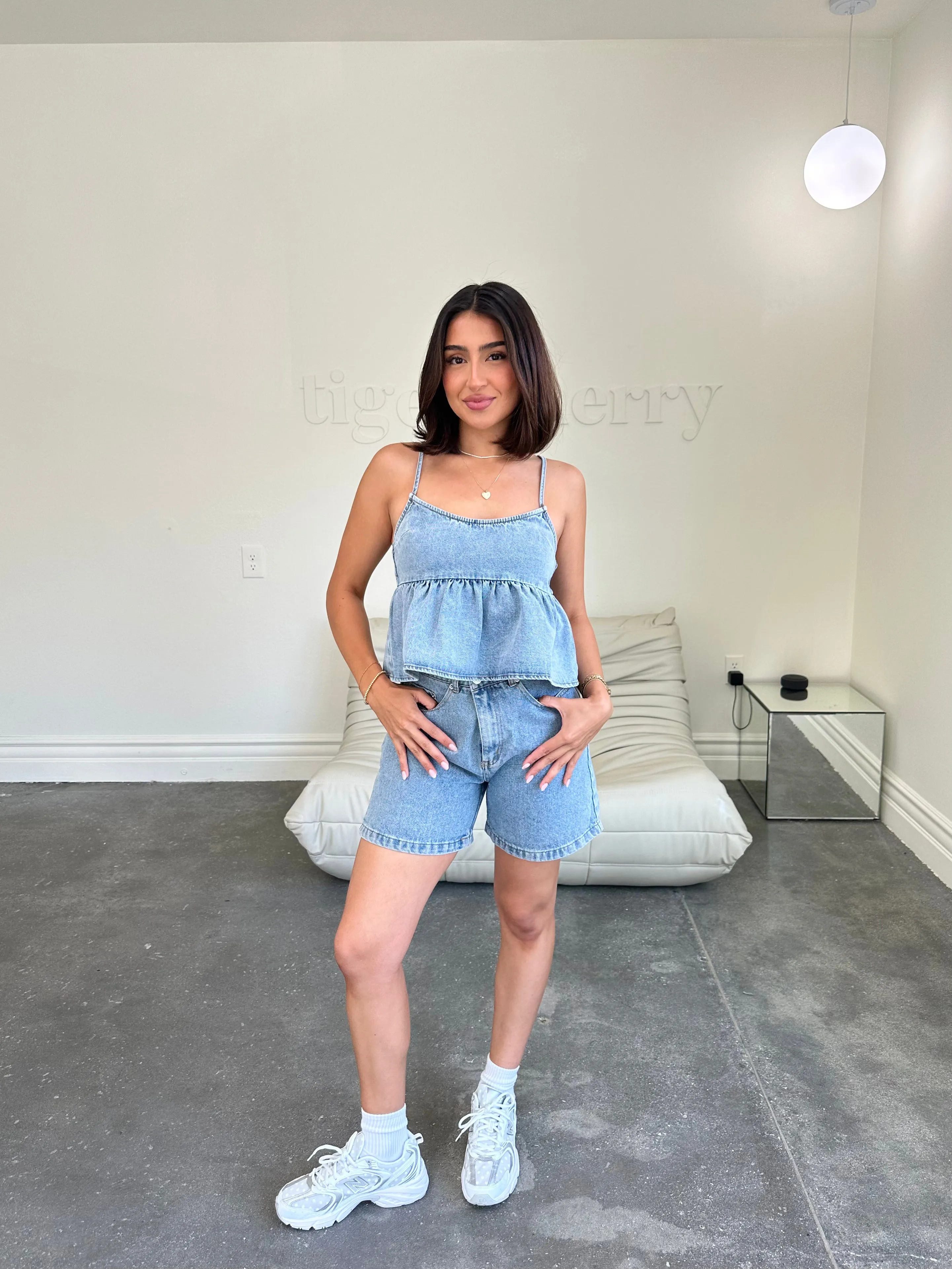 april top (LIGHT DENIM)